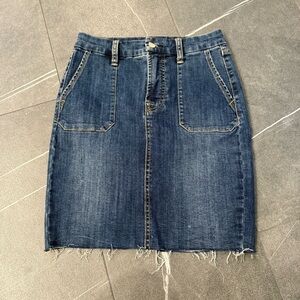 Jen7 Denim Skirt with Frayed Hem